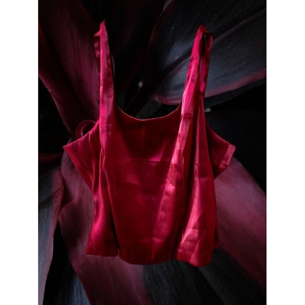 Dressbarn Woman Collection Metallic Top